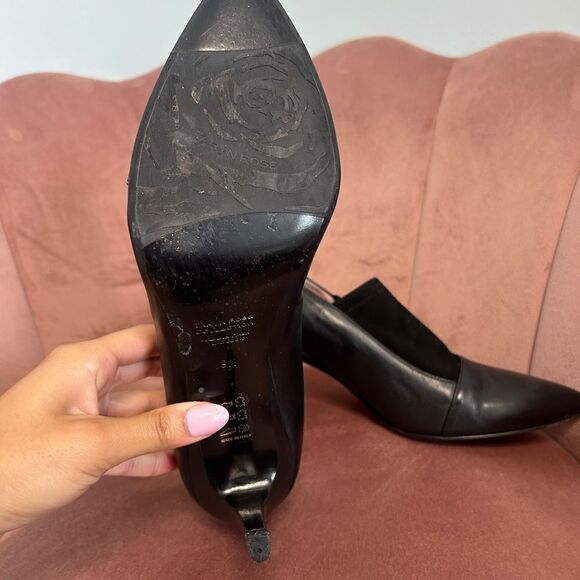 Black heels  - Picture 3 of 5